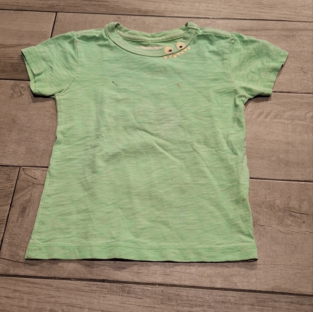 🍁Crewcuts glow in the dark monster tee🍦